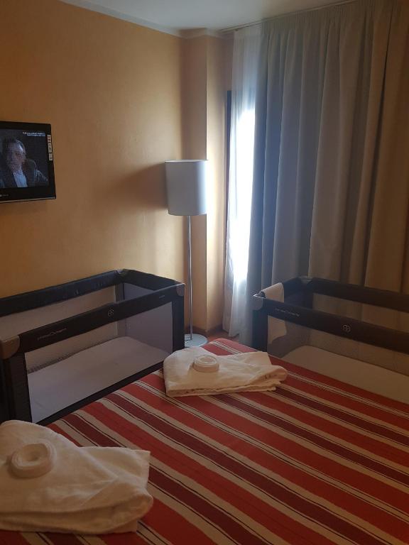 Apartamentos Parot Quality, Santa Eularia des Riu ...
