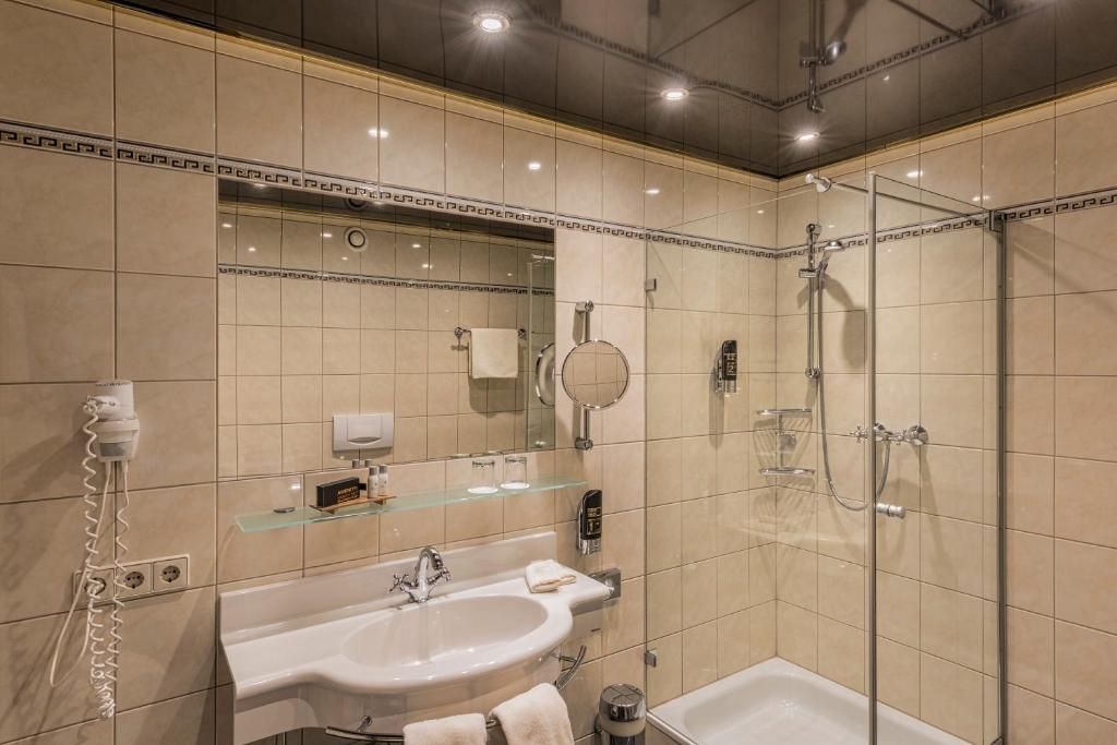 Koupelna v ubytování Hotel Unterwirt
