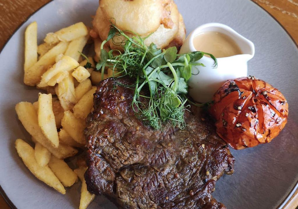 The Coach House Inn - Resim 27