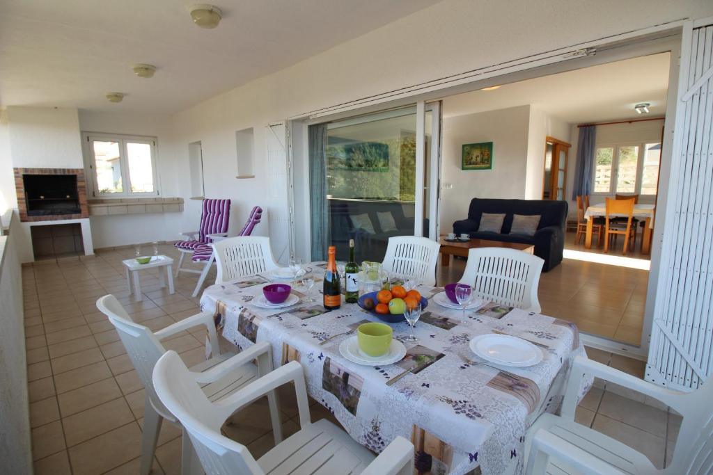 A seating area at Apart-rent Casa Grecs 2029