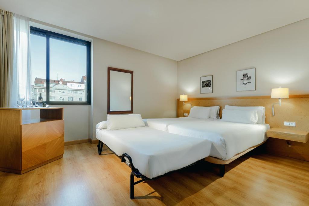 Hesperia Vigo, Vigo – Updated 2022 Prices