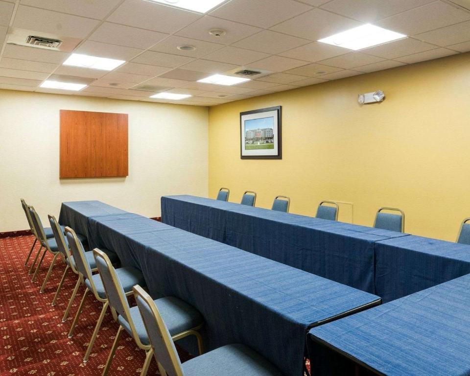 Konferenční prostory v ubytování Mainstay Suites Dover