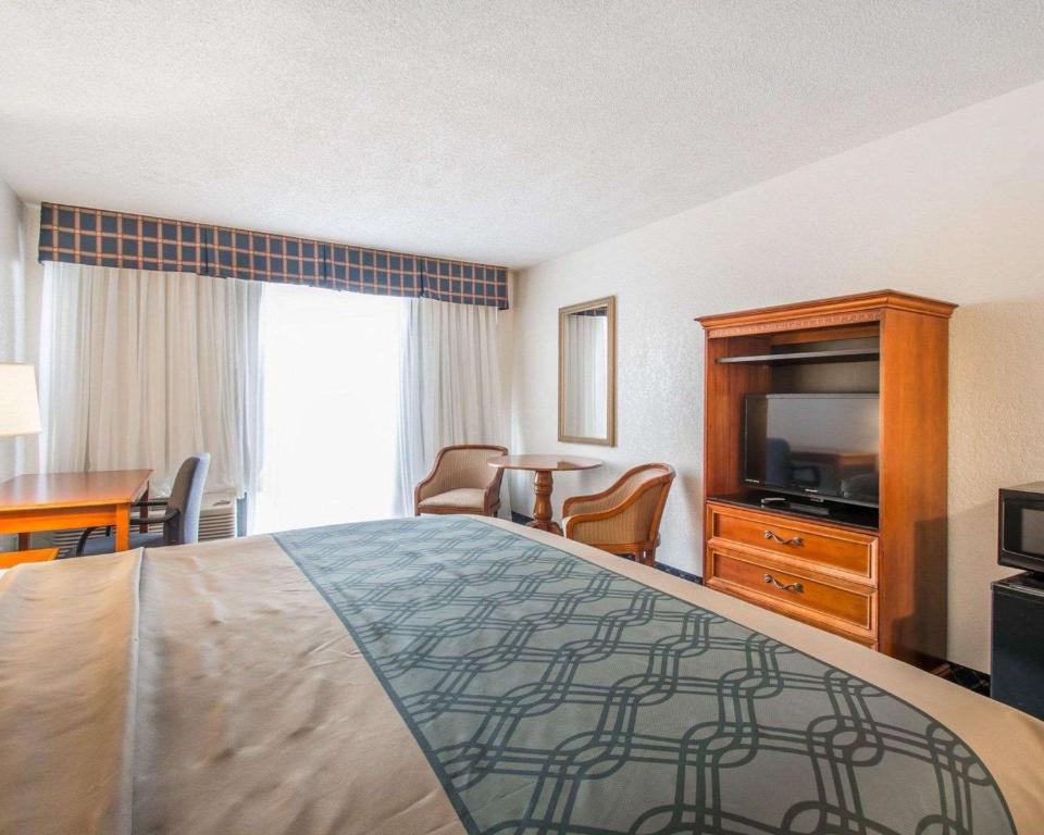 North Miami Beach Gardens Inn & Suites - Chambre Deluxe King - Non Fumeur