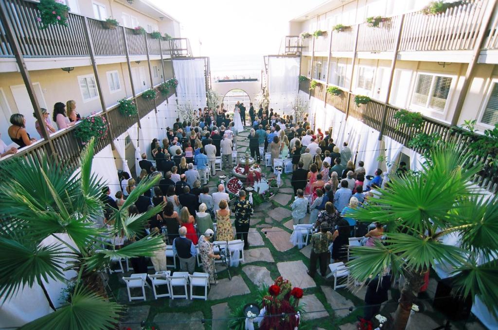 Ocean Beach Hotel photo