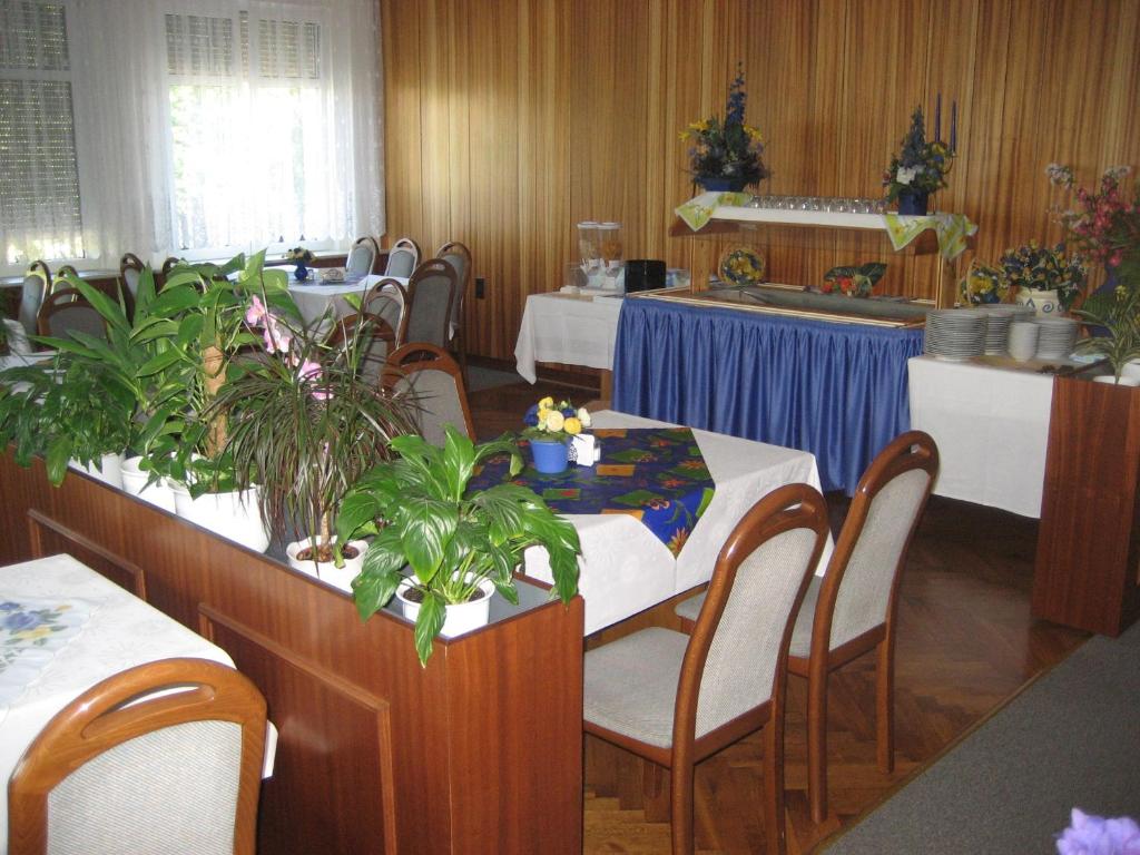 Restaurace v ubytování Hotel Kirchner
