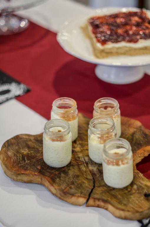 Jídlo v aparthotelu nebo okolí