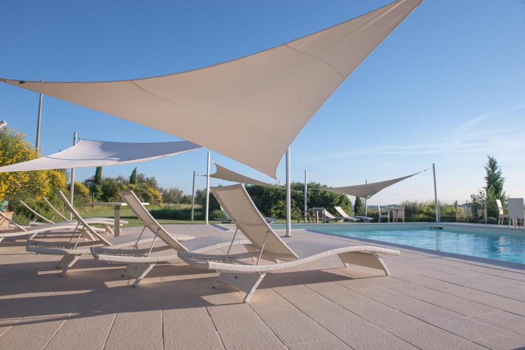 Bazén v ubytovaní Agriturismo Casetta I alebo v jeho blízkosti