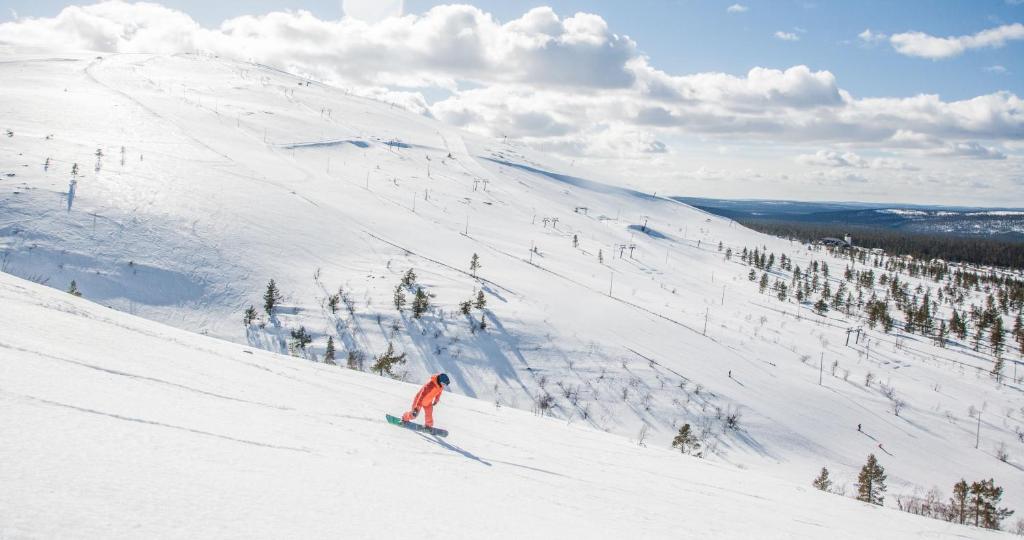 Lapland Hotels Saaga зимой