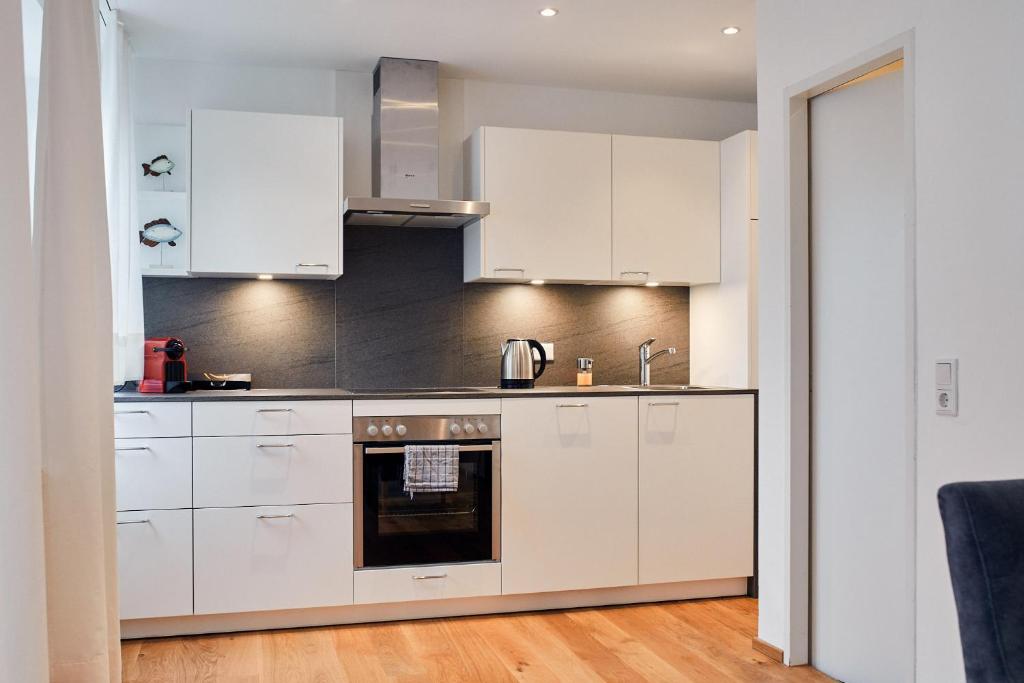 Junker's Apartments - 16