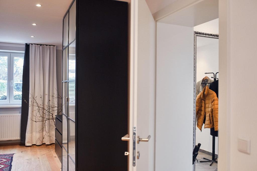 Junker's Apartments - 2