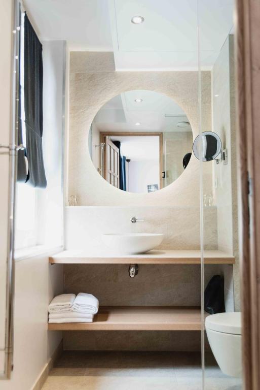 Victoire & Germain - Resim 18