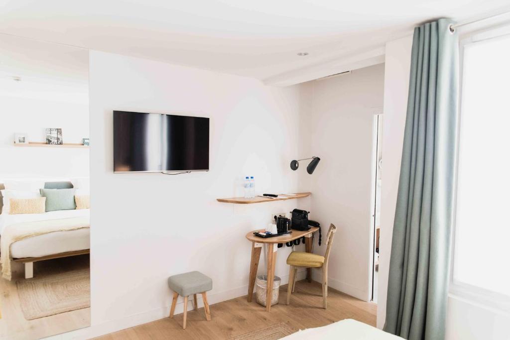 Victoire & Germain - Resim 15