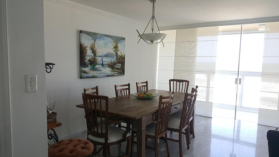  Guarujá Pitangueiras Frente Mar