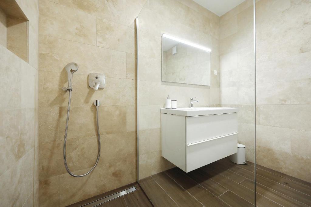 Koupelna v ubytování Homes4you K4