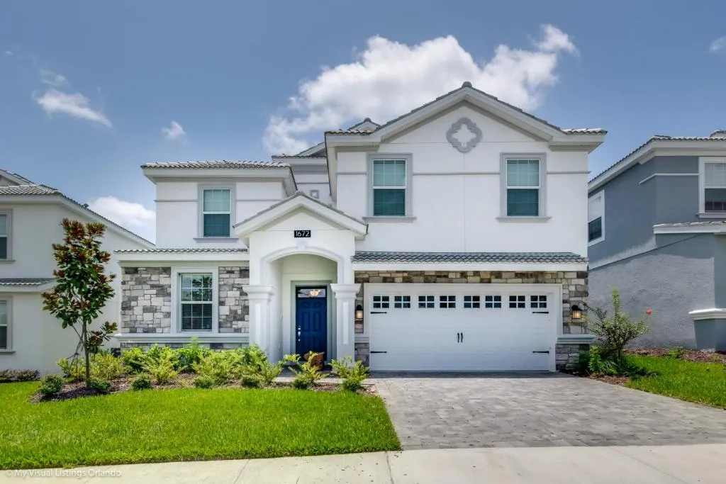 1672mvd Amazing Champions Gate 8 Bedroom 5 Bath, Davenport, United States