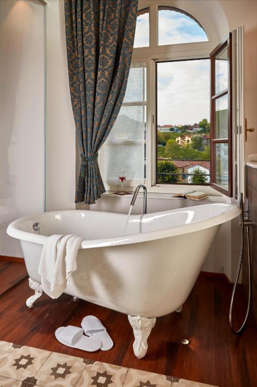 Casa Svizzera Agriturismo - Suite De Lujo