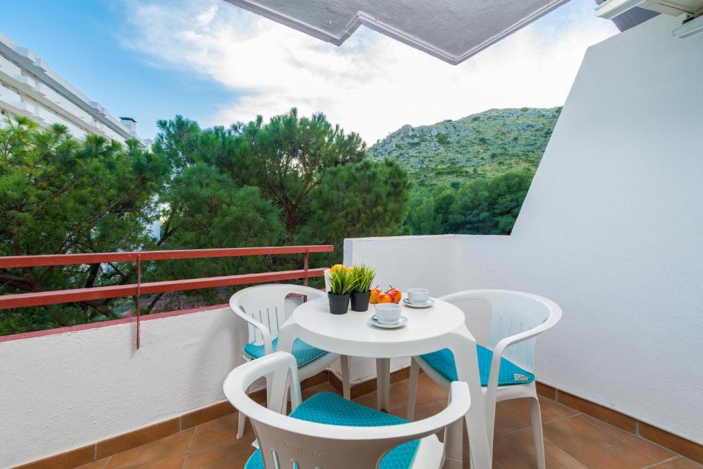 Nice Studio in Siesta 2 in Puerto Alcudia 3, Alcudia ...