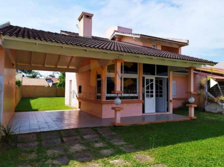  Casa Espetacular no coração de Imbé