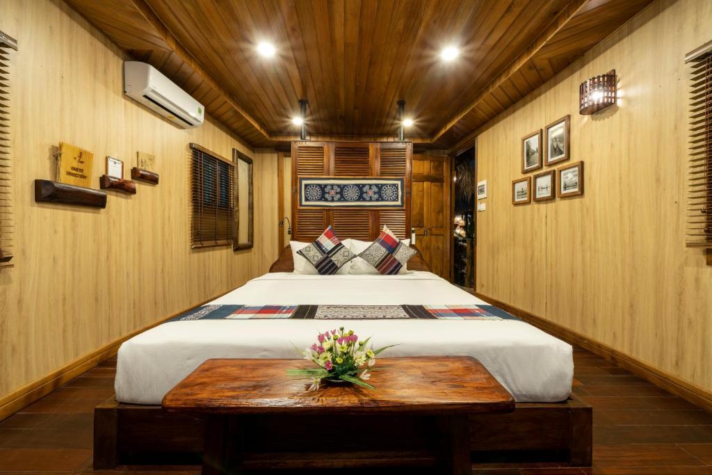 Cabin Trên Thuyền
