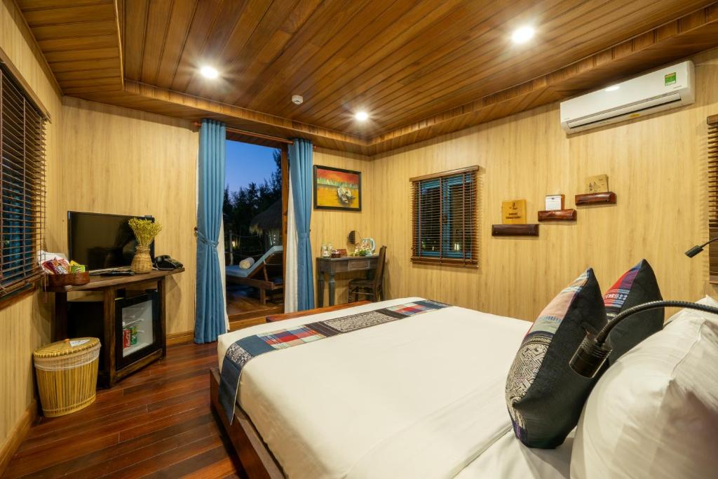 Cabin Trên Thuyền