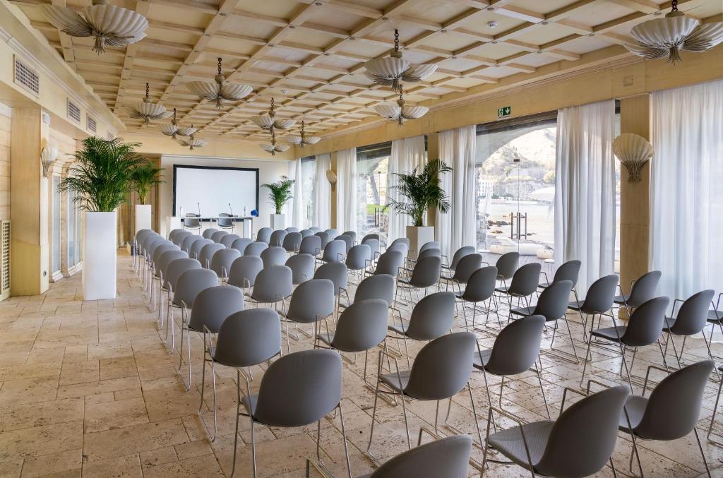 Konferenční prostory v ubytování Atlantis Bay - VRetreats