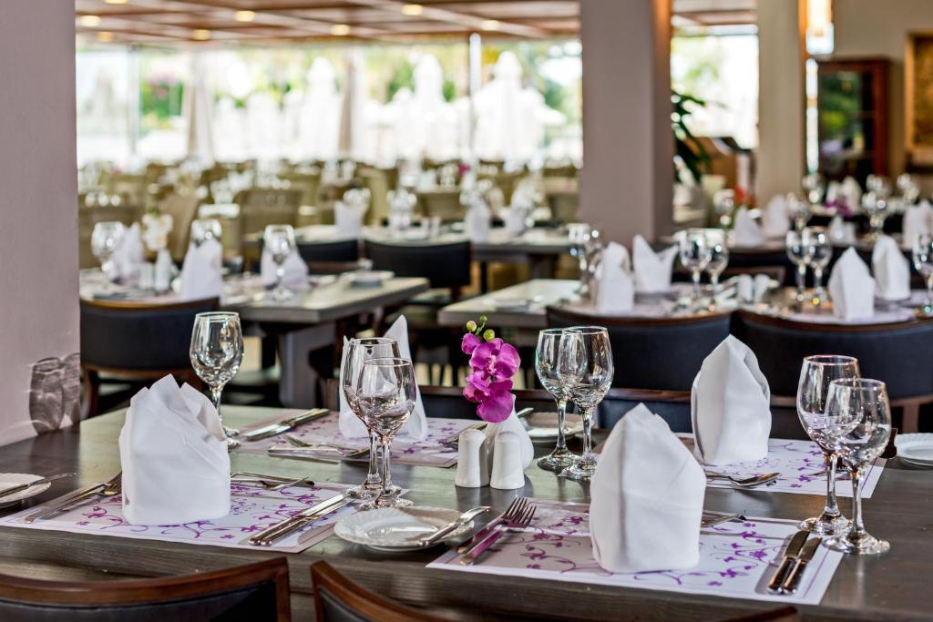 Restaurace v ubytování Porto Platanias Village Resort