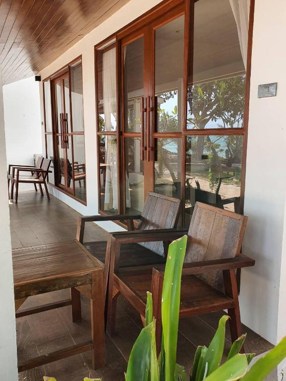 Posezení v ubytování The C Samet Beach Resort SHA Plus