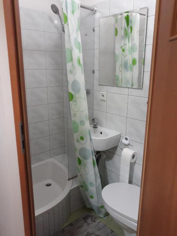 Koupelna v ubytování Noclegi Pod Kasztanami