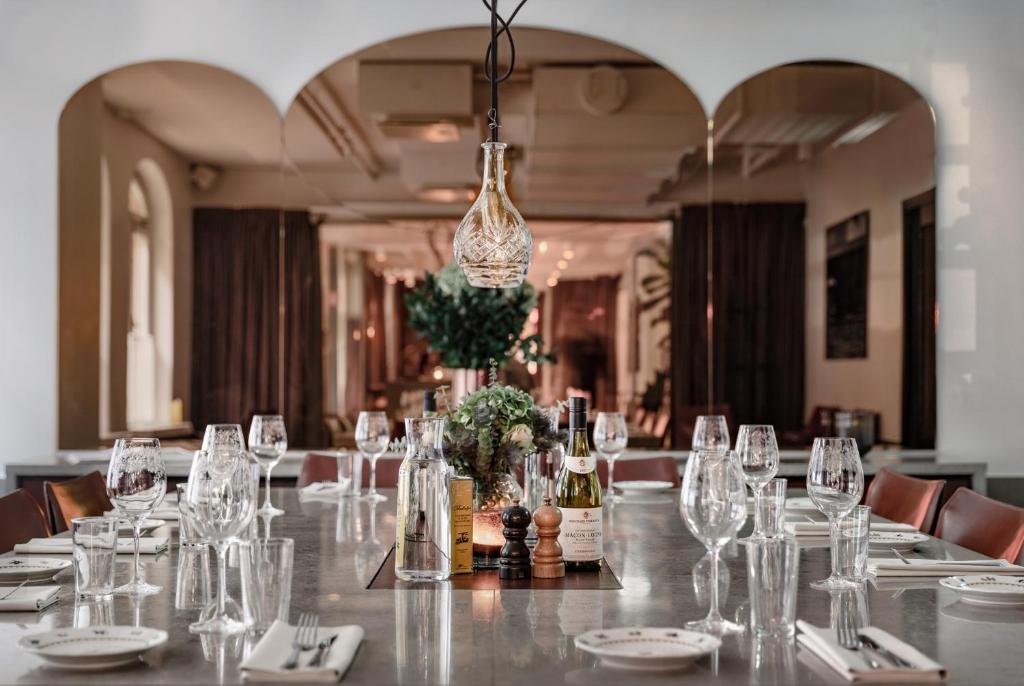 Posezení v ubytování Miss Clara by Nobis, Stockholm, a Member of Design Hotels™