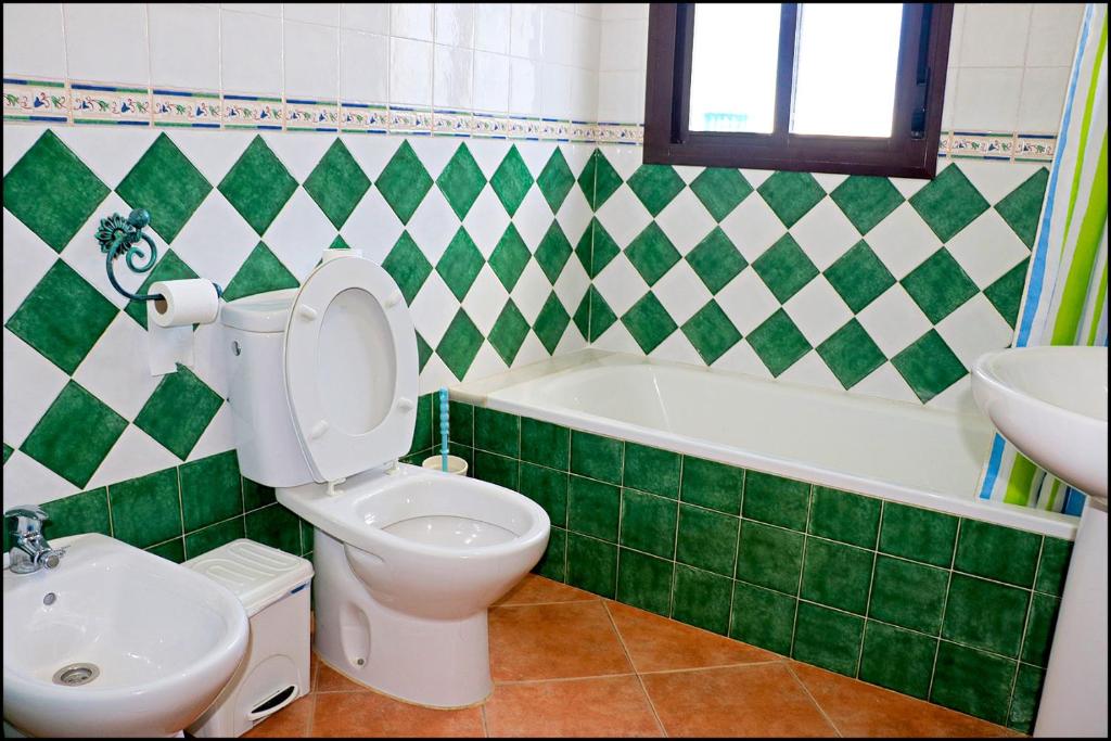 Łazienka w obiekcie Chalet con piscina privada