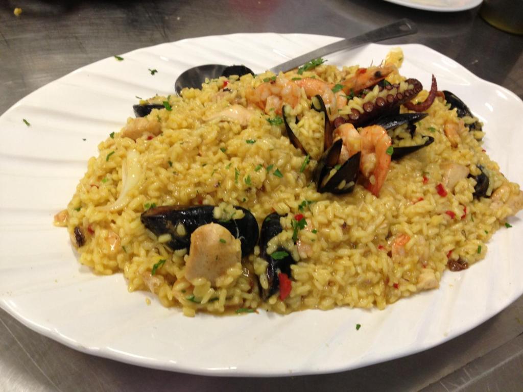 Vournelis Beach Hotel and Spa - 2