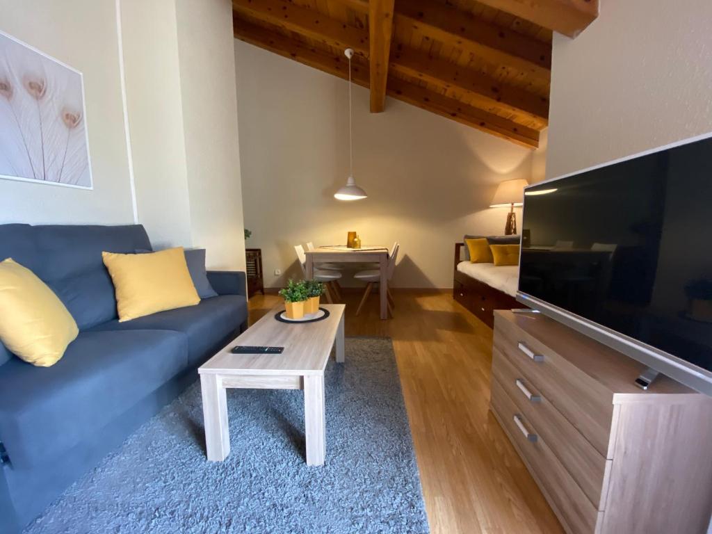 TV a/nebo společenská místnost v ubytování Avet, El Tarter, Zona Grandvalira