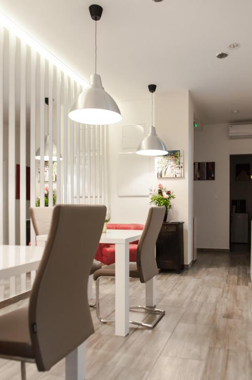 Posedenie v ubytovaní B&B Concept