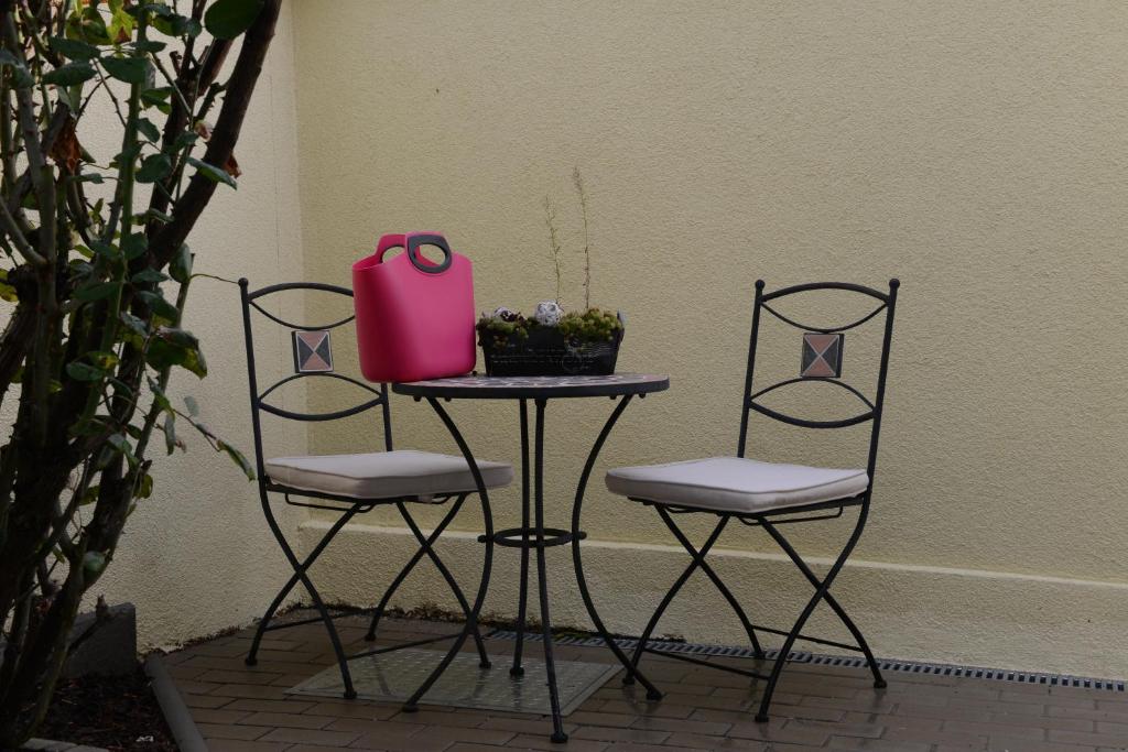 Zdjęcie z galerii obiektu Auszeit Vienna Wellness Apartment w Wiedniu