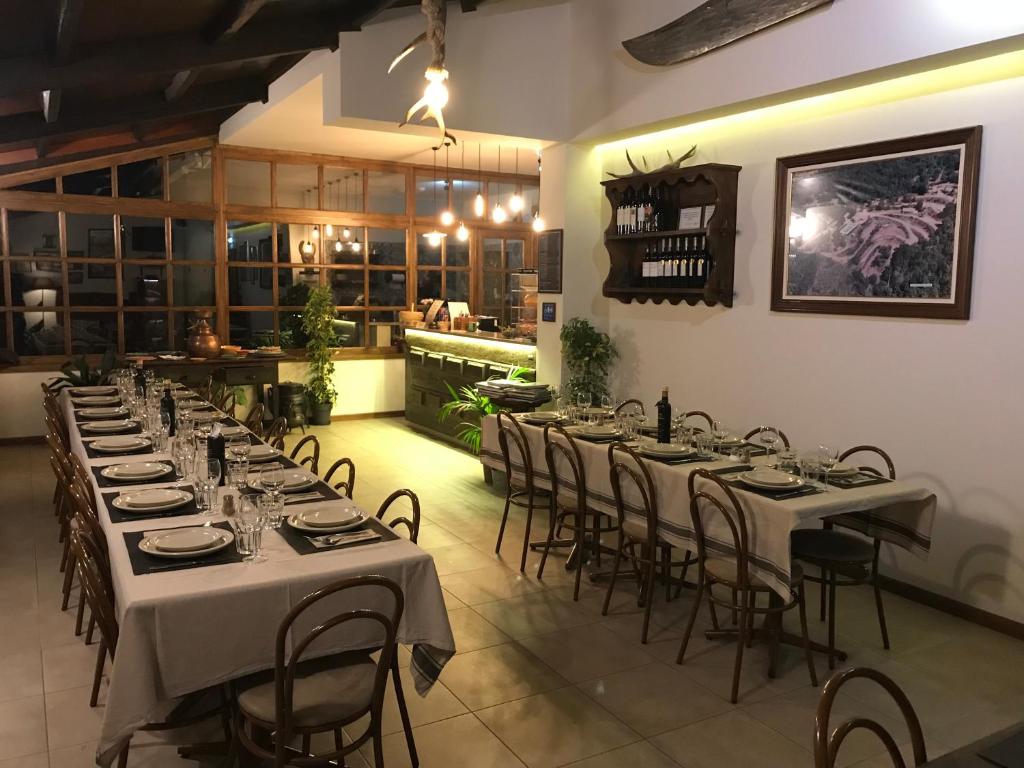 Restaurace v ubytování Micro Cabana Rotativa