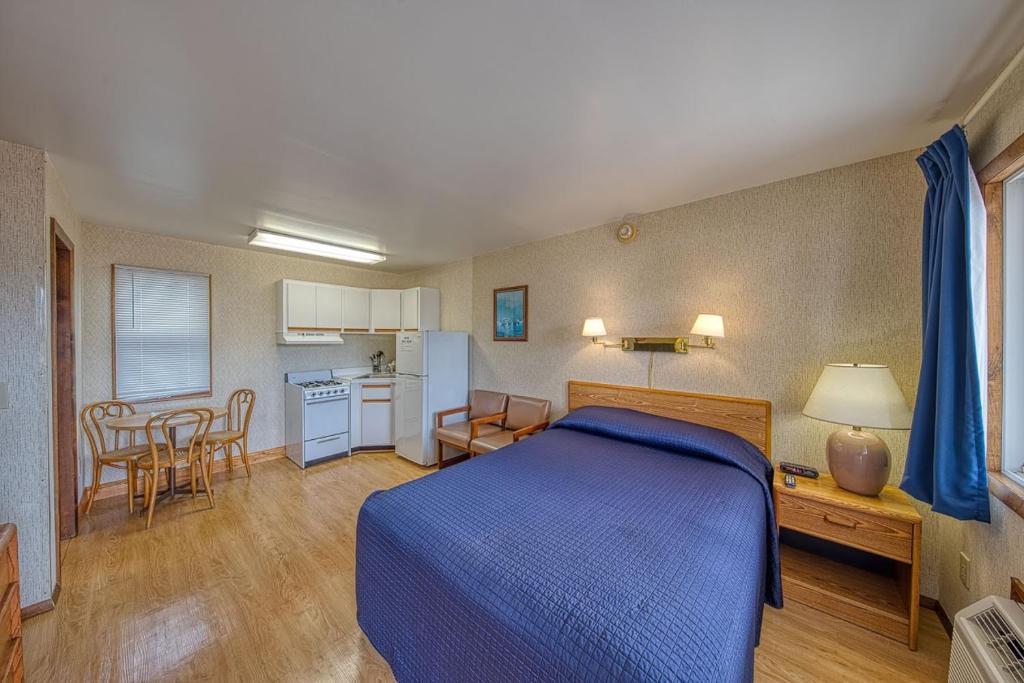 Sea Spray Motel - Housity
