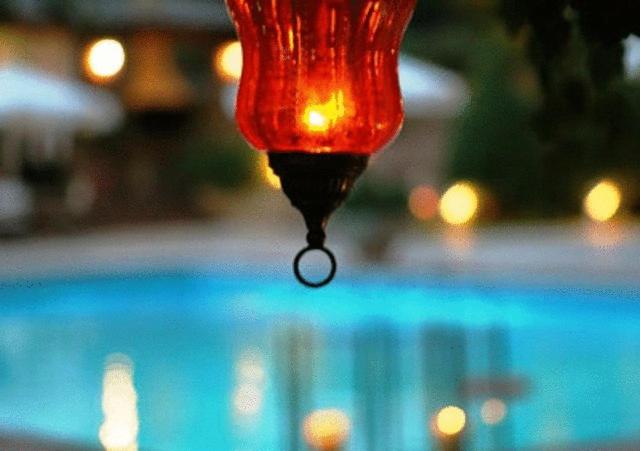 Bazén v ubytování Hotel Antonios nebo v jeho okolí