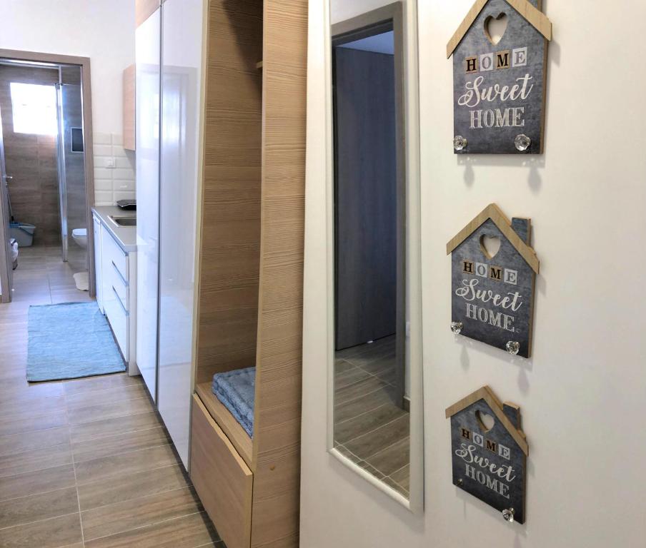 Zdjęcie z galerii obiektu Apartments M, Kallikratia w miejscowości Nea Kallikratia