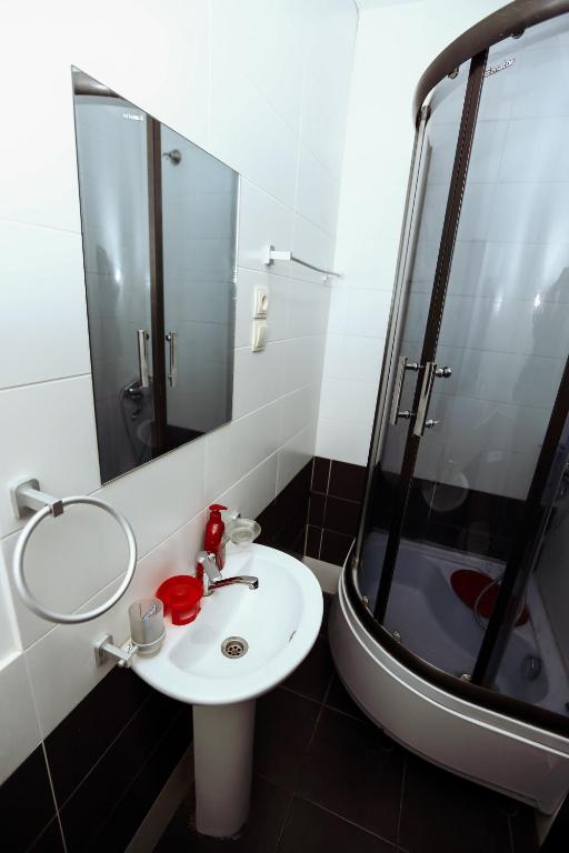 Koupelna v ubytování Hotel Rustaveli 36