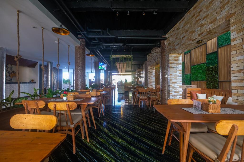 Restaurace v ubytování Papillon Echo Beach