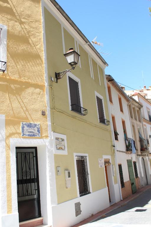 The building in which a vendégházakat is located