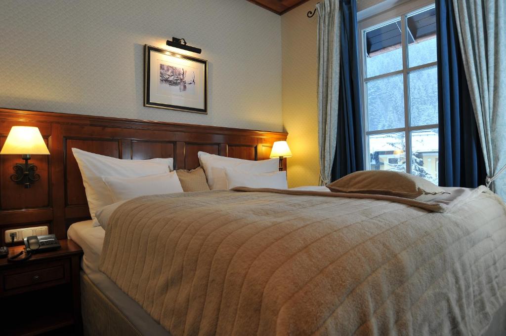 A bed or beds in a room at Villa Orania