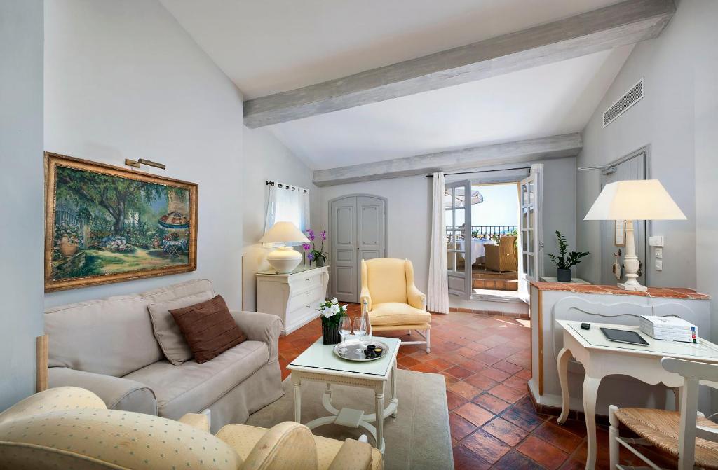 Posezení v ubytování Bastide Saint Antoine - Relais & Châteaux