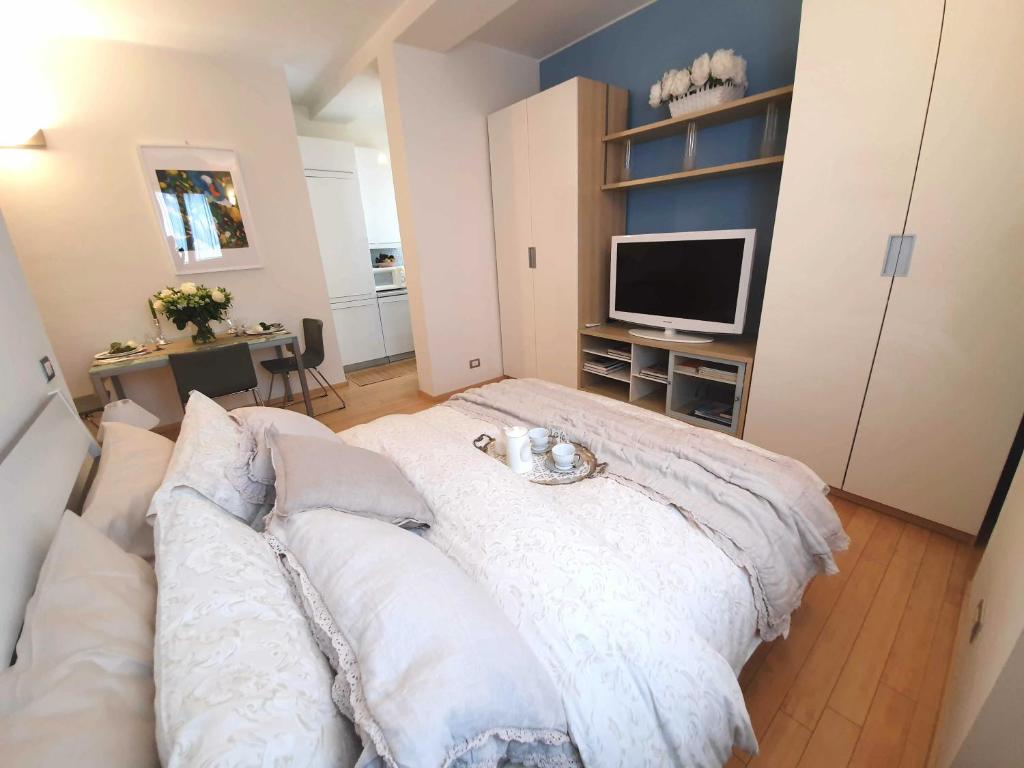 Corso Vercelli Apartment - 7