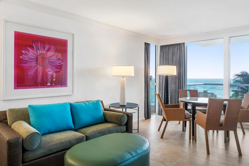 Un lugar para sentarse en Dreams Rose Hall All-Inclusive Resort & Spa