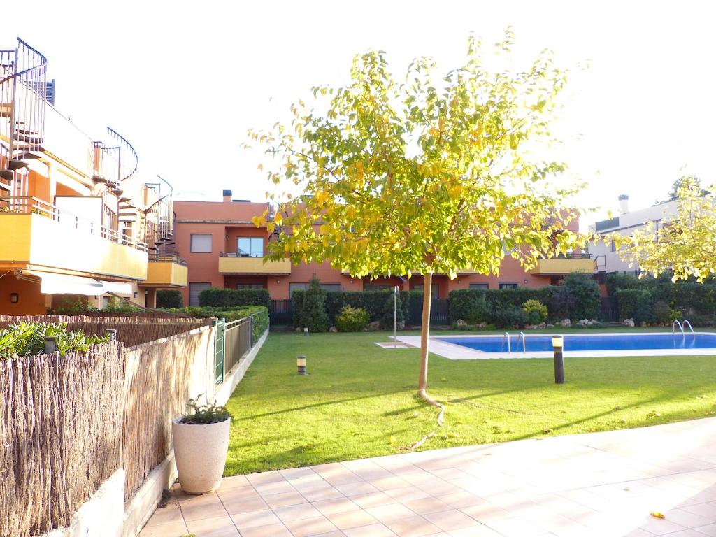 Coma-Ruga Beach Apartment - Apartamento De Tres Dormitorios