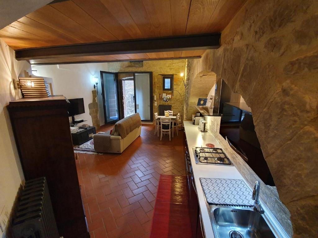 The Arch, Cortona – Updated 2023 Prices