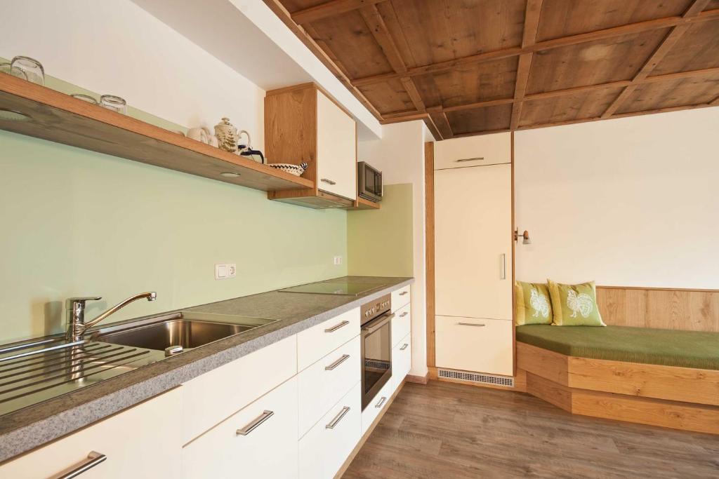 Landhaus Taurer - Appartement Met Uitzicht Op De Bergen