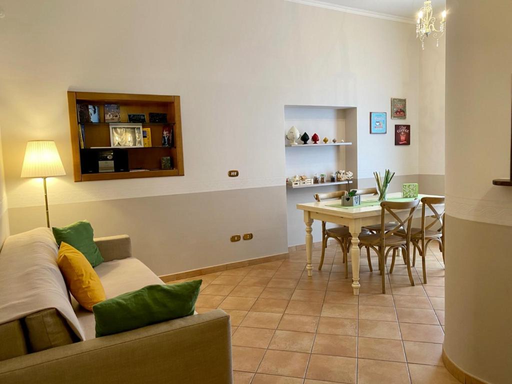 Posedenie v ubytovaní A DUE PASSI temporary apartment