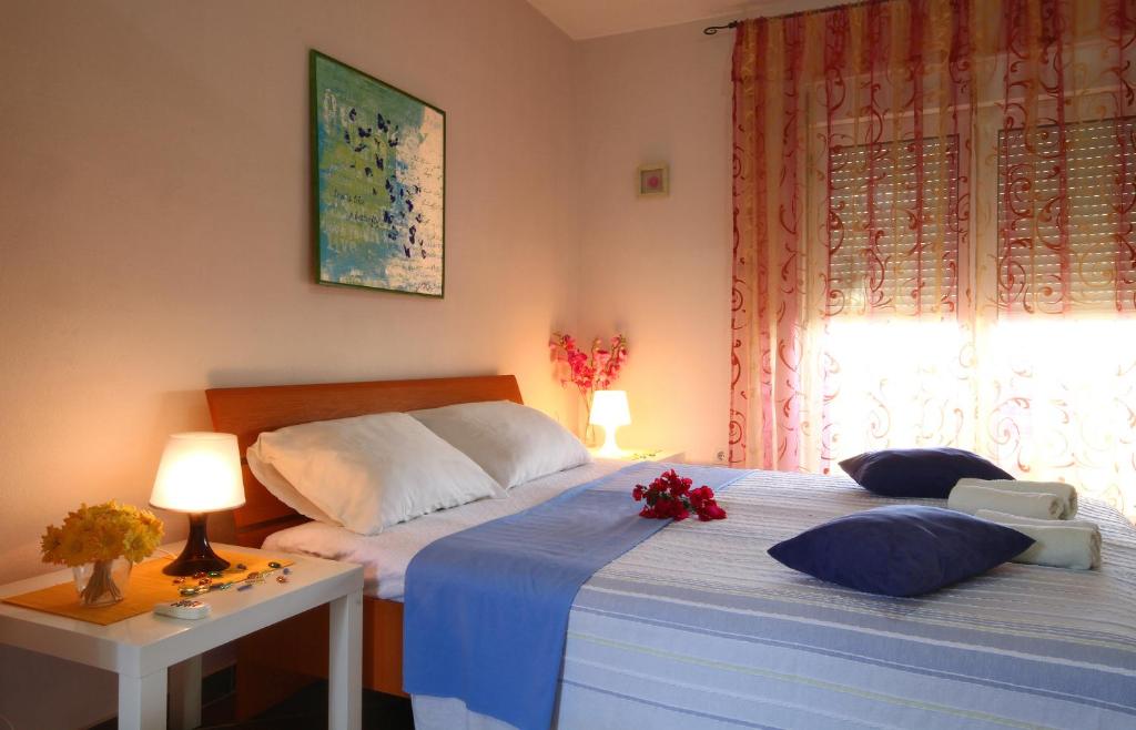 Lighthouse Apartments - 14